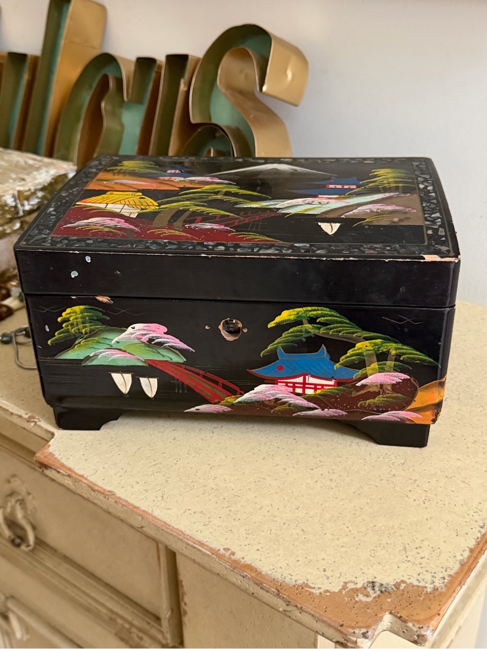 VINTAGE Black Lacquer Asian Oriental Jewelry Box